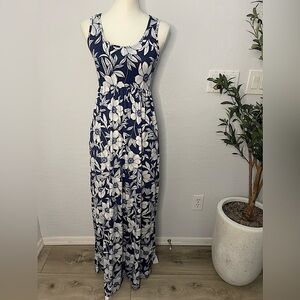 NWT Piphany Maxi Dress